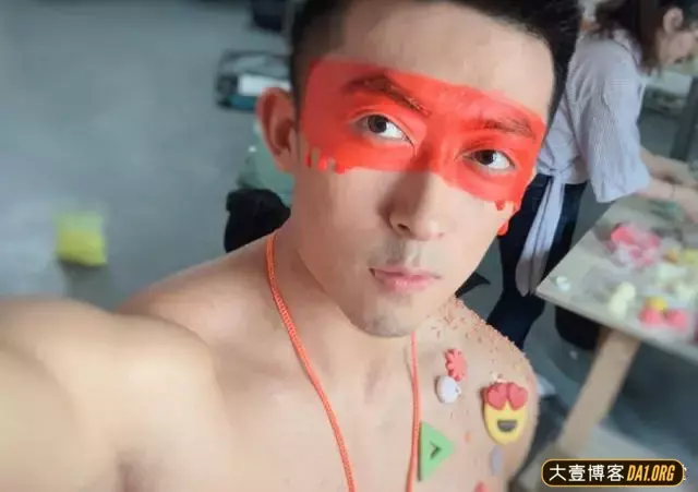 90后健身冠军孙亮,从头到脚都散发着浓浓的阳刚气! 90后健身冠军孙亮,从头到脚都散发着浓浓的阳刚气!