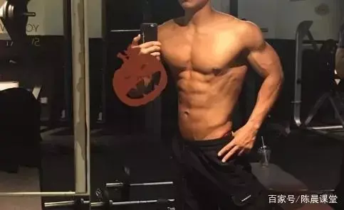 健身爱好者鼓励自己:文明精神,野蛮体魄! 健身爱好者鼓励自己:文明精神,野蛮体魄!