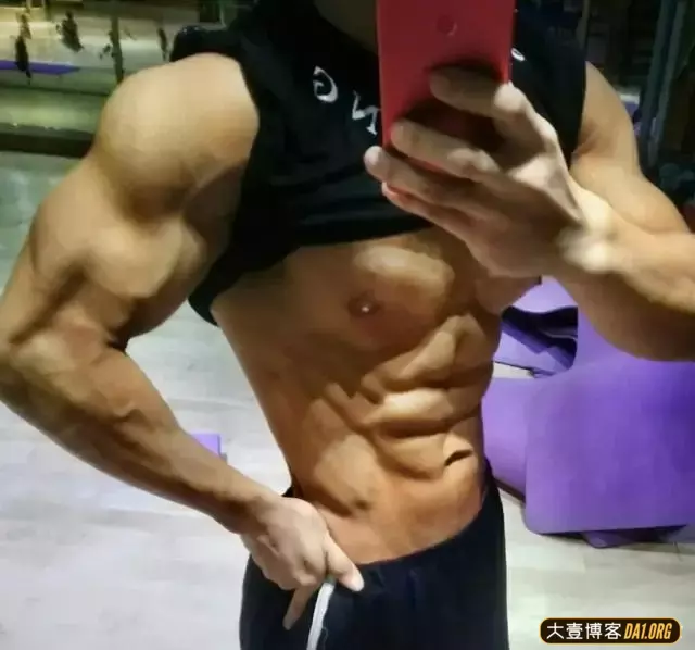 从弱变强,靠的就是自己的一定要坚持下去的心 从弱变强,靠的就是自己的一定要坚持下去的心