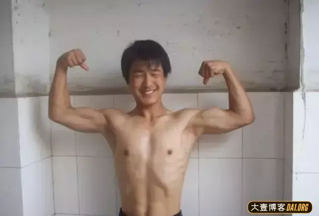 西安小伙确认过眼神:健身是一辈子要坚持的事情! 西安小伙确认过眼神:健身是一辈子要坚持的事情!