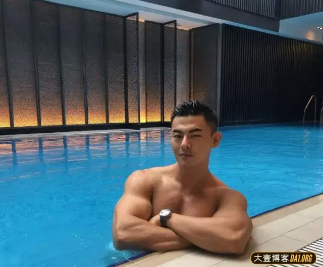 健身男模赵宇豪,模特赵宇豪是弯的吗? 健身男模赵宇豪,模特赵宇豪是弯的吗?
