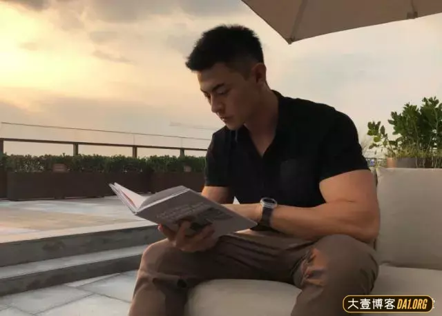 健身男模赵宇豪,模特赵宇豪是弯的吗? 健身男模赵宇豪,模特赵宇豪是弯的吗?