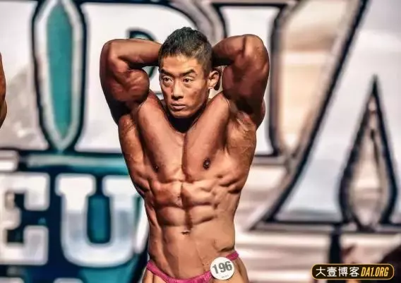 职业健身者:为梦想勇敢地去追求自己最想要的! 职业健身者:为梦想勇敢地去追求自己最想要的!
