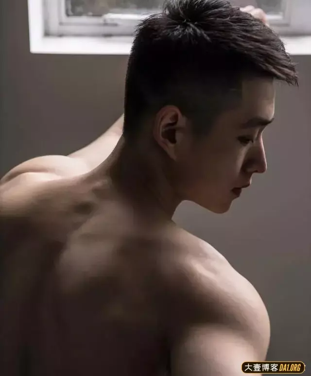 微博男模乐天rakutenli,肌肉奶香鲜嫩,这就是荷尔蒙本尊! 微博男模乐天rakutenli,肌肉奶香鲜嫩,这就是荷尔蒙本尊!