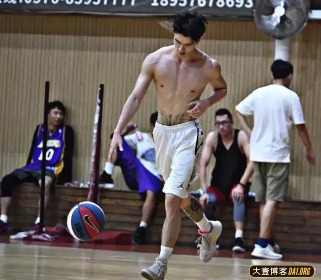 声入人心龚子棋,龚子琪现在在干啥? 声入人心龚子棋,龚子琪现在在干啥?