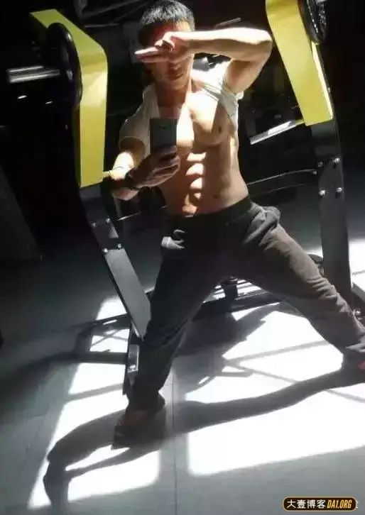 私人教练:健身之路很坚信,但坚持就是胜利! 私人教练:健身之路很坚信,但坚持就是胜利!