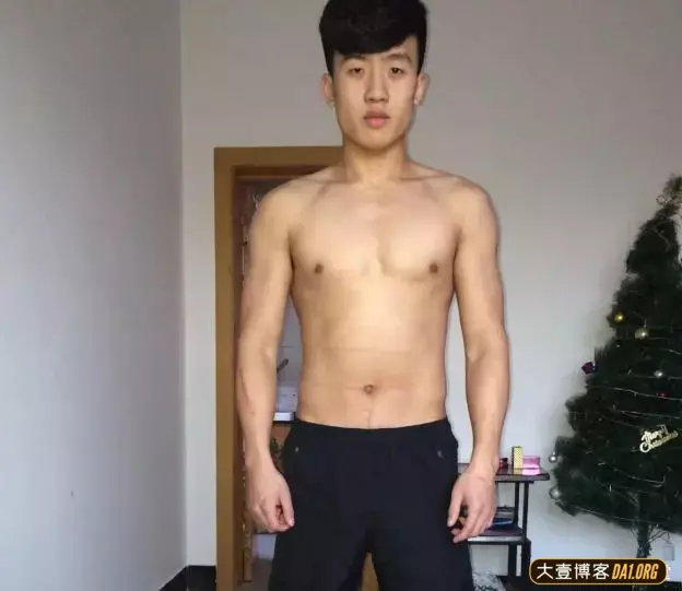 蒙古小伙健身:健身最好的办法就是要持之以恒! 蒙古小伙健身:健身最好的办法就是要持之以恒!