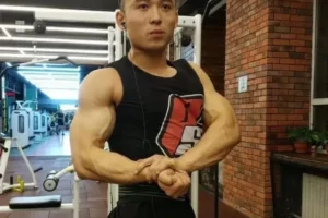 鼓励坚持健身的一句话：要全力以赴，只为心中的梦！-大壹博客