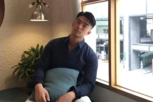 韩国网红男模特朴中贤，夏日海滩照偷了我的心！-大壹博客