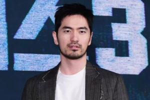 李阵郁现状：性感大叔在线释放魅力！-大壹博客