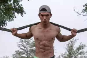 从北京体大毕业的痞味体育生，肌肉大片质感十足！-大壹博客