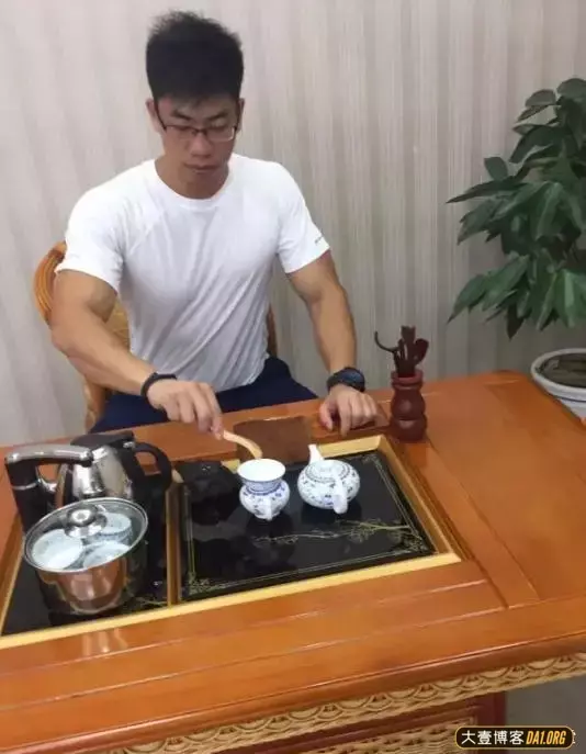 健身教练:因为健身改变了自己的生活,但我不后悔! 健身教练:因为健身改变了自己的生活,但我不后悔!