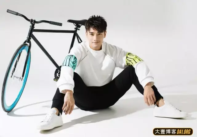 娱乐圈里的另一个郑恺,郑恺很帅为什么不红? 娱乐圈里的另一个郑恺,郑恺很帅为什么不红?