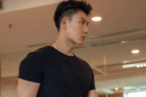 精致帅气的五官与结实的健硕身材,让认真健身运动的男生魅力爆棚-大壹博客
