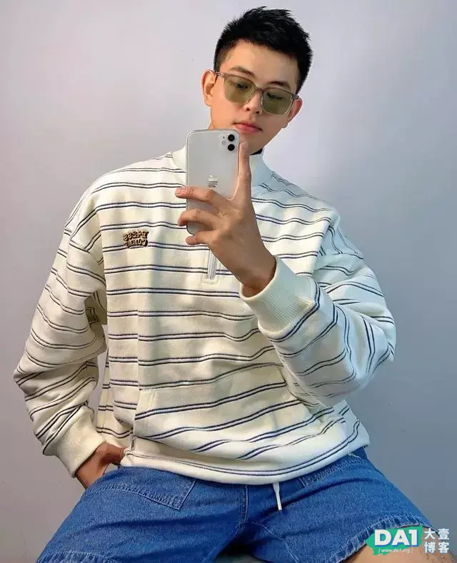 简单干净的穿搭风格,让身高185CM、外表痞帅的95后小哥哥更有型 简单干净的穿搭风格,让身高185CM、外表痞帅的95后小哥哥更有型