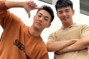 生活中俊秀又爱笑的小哥哥，和室友同框合影，满脸的青春与活力！-大壹博客