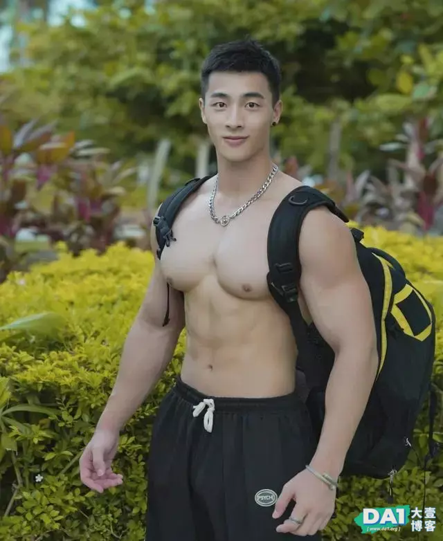 颜值高、身材棒,健壮身材的奶油小哥哥,网友:这不是芭比金刚吗 颜值高、身材棒,健壮身材的奶油小哥哥,网友:这不是芭比金刚吗