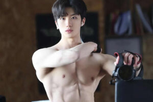 高帅搓衣板腹肌健身小狼狗,颜值高,身材棒,像不像你的男朋友?-大壹博客