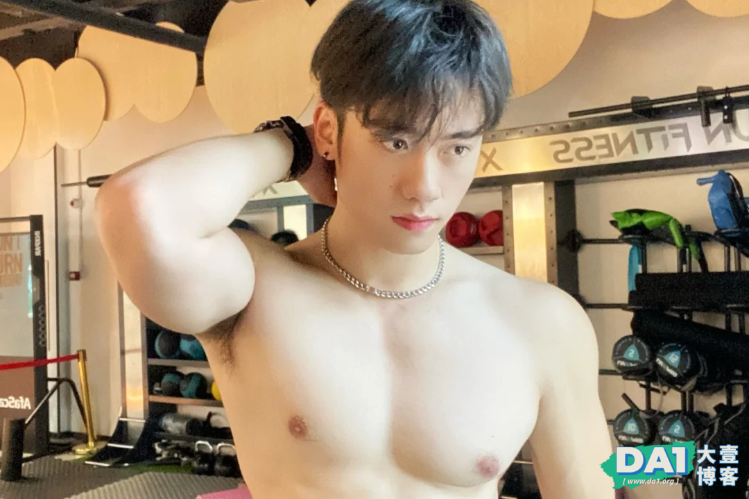 完美身材的肌肉小奶狗，高颜值，身材更让人嫉妒，你的男友请签收-大壹博客