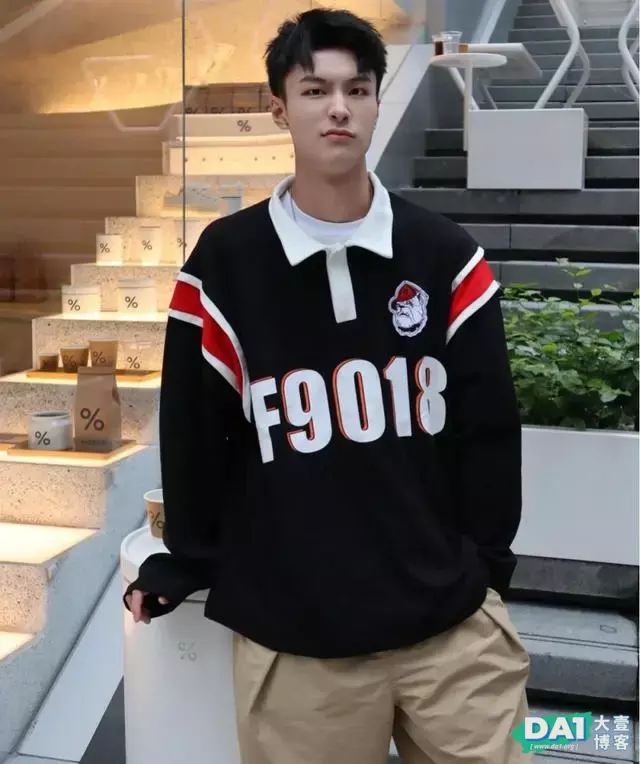阳光干净帅气少年感十足,男孩子这样穿,让喜欢你的人疯狂心动! 阳光干净帅气少年感十足,男孩子这样穿,让喜欢你的人疯狂心动!