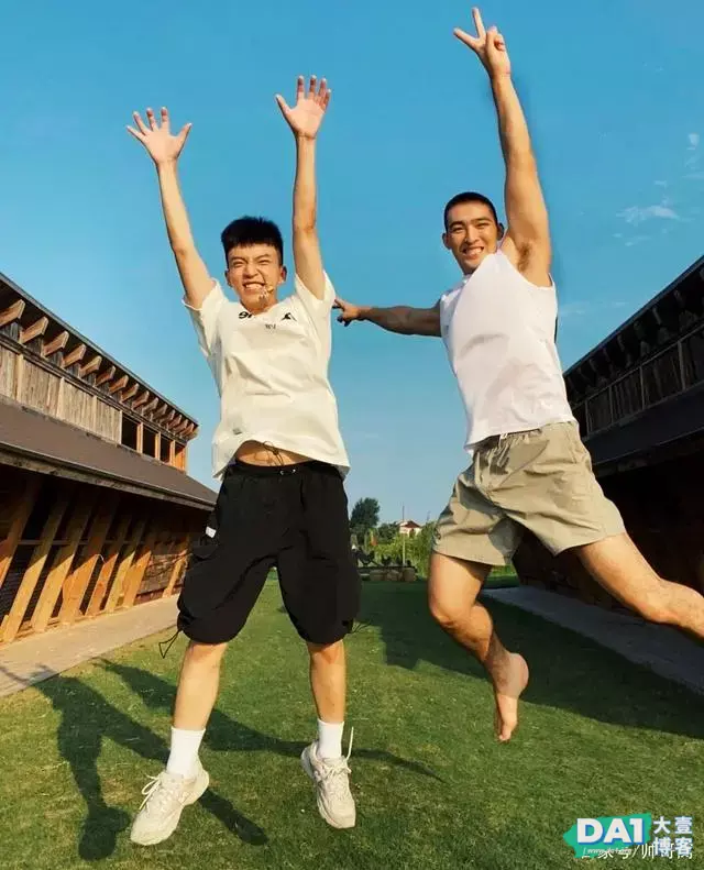 生活在乡间的小哥哥,青春阳光,奶味十足,农材最靓的仔很可爱哦 生活在乡间的小哥哥,青春阳光,奶味十足,农材最靓的仔很可爱哦