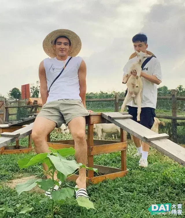 生活在乡间的小哥哥,青春阳光,奶味十足,农材最靓的仔很可爱哦 生活在乡间的小哥哥,青春阳光,奶味十足,农材最靓的仔很可爱哦