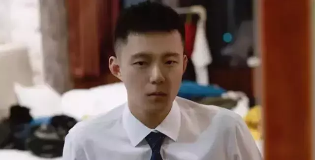 一个缺爱的人,会有这些表现 一个缺爱的人,会有这些表现
