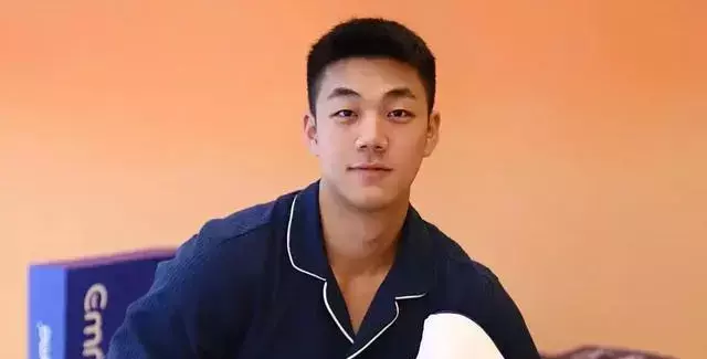 我的初任男朋友,这样认识,这样分的 我的初任男朋友,这样认识,这样分的