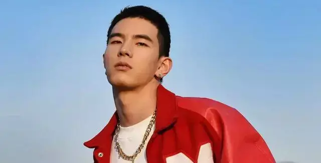 男生谈恋爱,真的爱你的会是这样的 男生谈恋爱,真的爱你的会是这样的