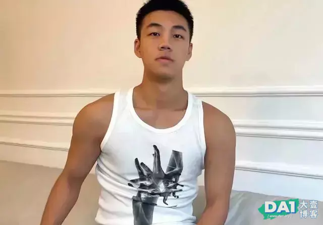 恋爱的男生有这些行为,就是真的爱你 恋爱的男生有这些行为,就是真的爱你