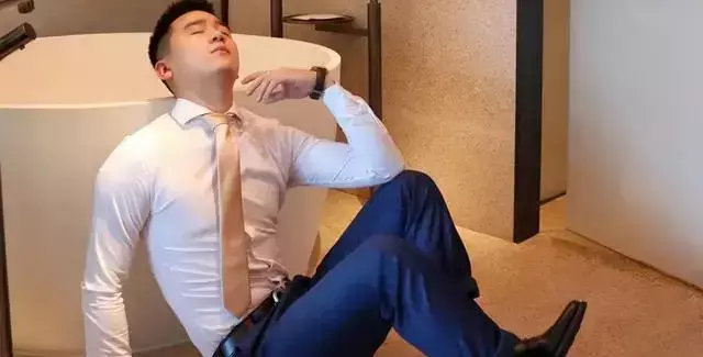 有这些行为,都是彩虹恋爱骗子,注意! 有这些行为,都是彩虹恋爱骗子,注意!
