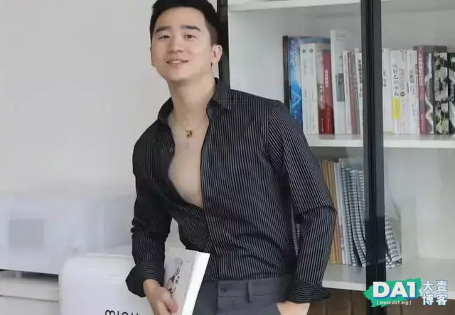 我曾经想过自杀,在黑暗的时刻 我曾经想过自杀,在黑暗的时刻