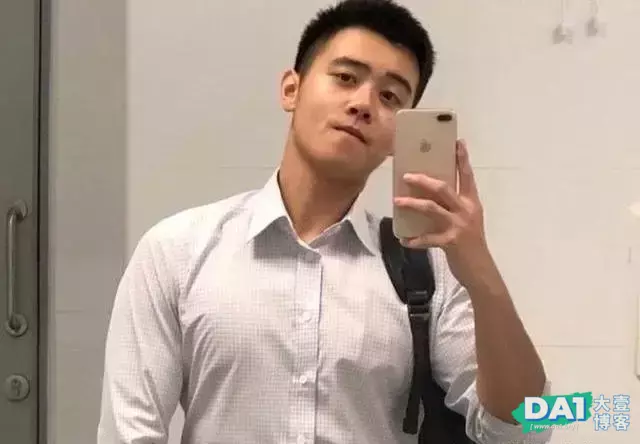 我的初遇男友,分手分得很离谱 我的初遇男友,分手分得很离谱