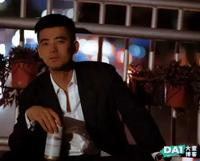 看起来很阳刚的男生,这些方法鉴别他是不是直男 看起来很阳刚的男生,这些方法鉴别他是不是直男