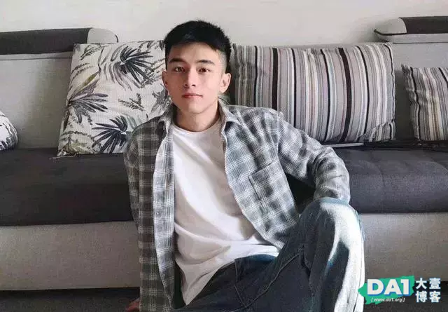 致我的小粉丝们 致我的小粉丝们