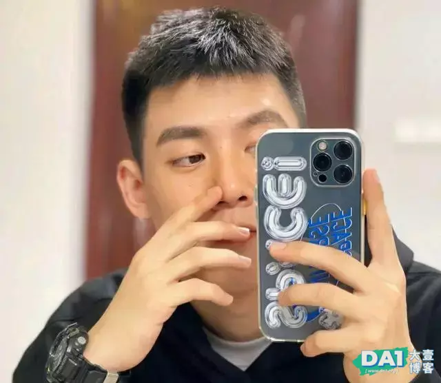 大学老师一段话,解读爱情,火遍全网 大学老师一段话,解读爱情,火遍全网