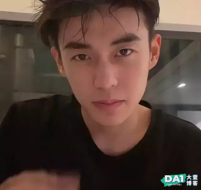 有这些特征的90%都不是直男,你中了几个 有这些特征的90%都不是直男,你中了几个