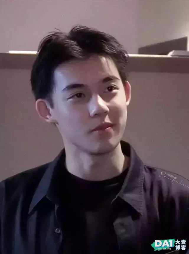 有这些特征的90%都不是直男,你中了几个 有这些特征的90%都不是直男,你中了几个