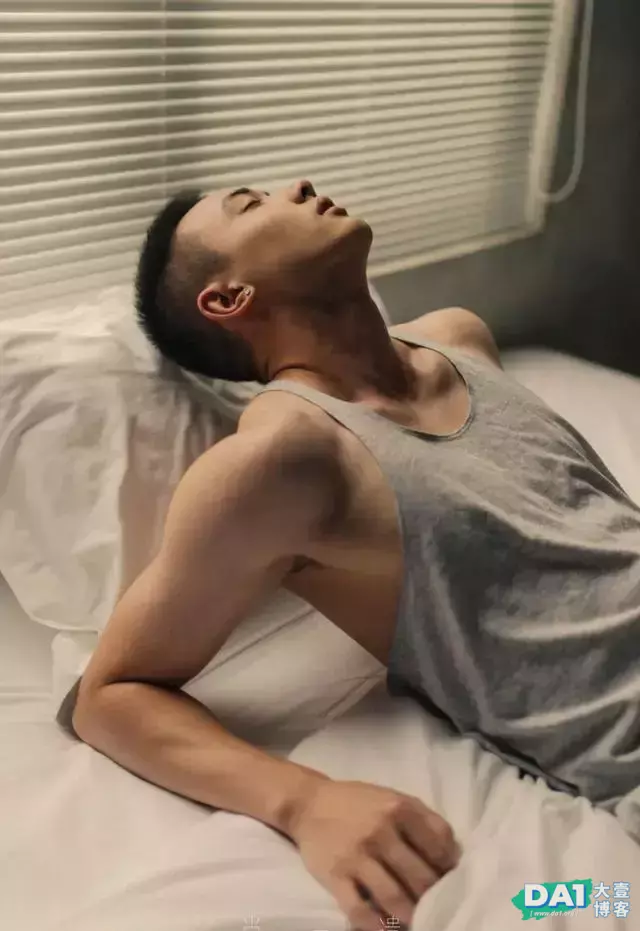 男女通吃的三个女星,呆头直男也避不开 男女通吃的三个女星,呆头直男也避不开