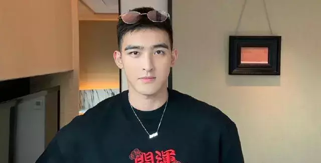 爱你的人都愿意亲吻你这个地方 爱你的人都愿意亲吻你这个地方