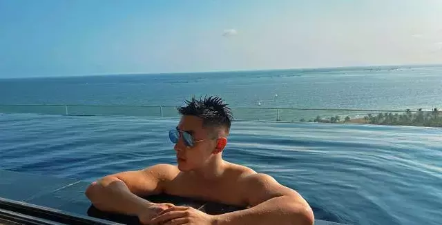 每个人都是在失败之中逐渐成长 每个人都是在失败之中逐渐成长