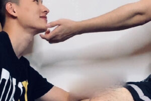 愿意亲吻你这个地方的人，一定很爱你-大壹博客