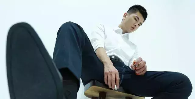 谈恋爱谈了一周,就和前任再次发生关系 谈恋爱谈了一周,就和前任再次发生关系