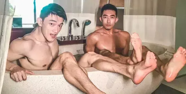 微笑是弱者的伪装,面瘫才是强者的自由 微笑是弱者的伪装,面瘫才是强者的自由