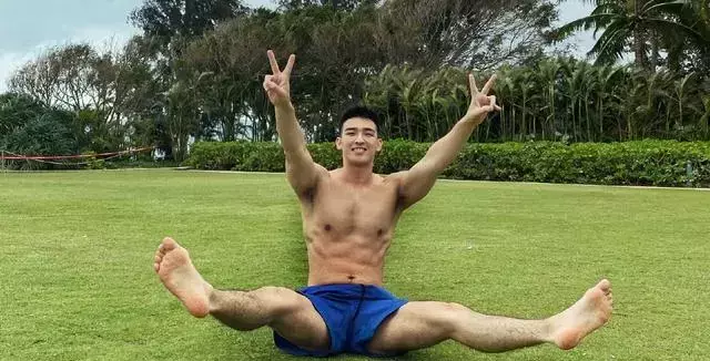 恋爱保险,保险公司为你送上一万朵玫瑰 恋爱保险,保险公司为你送上一万朵玫瑰