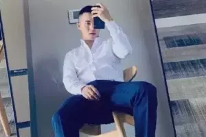 圈内四个网红高颜值帅哥，看看他们的发家致富路-大壹博客